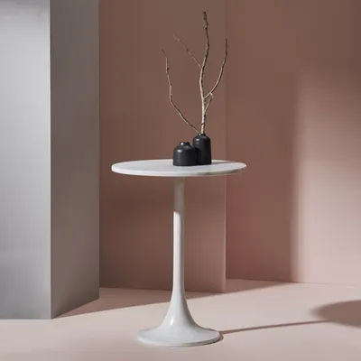 Alina side table - matte white