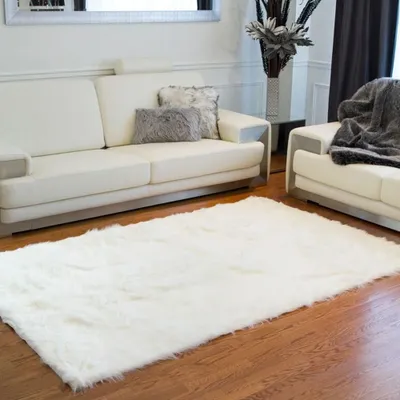 Hudson faux fur sheepskin rug - white and grey - 2'x3'
