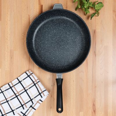 Strauss tough pan induction frypan – 32 cm
