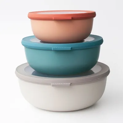 Cirqula set of 3 deep bowls with lids by mepal
