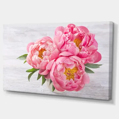Toile « bunch of peony flowers in vase » - rose - 60 po x 28 po