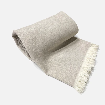 Rae throw - light grey white - 50""x60""