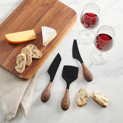 Set of 3 cheese knives by trudeau