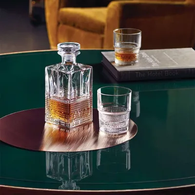 Bartender novecento 7-piece whisky set by bormioli rocco
