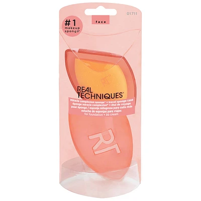 Real Techniques Miracle Complexion Sponge - 01711