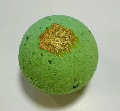 Creations By Maegan - Round Bath Bombs