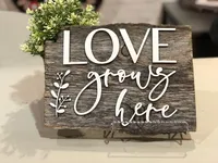 Farmstead Signs - Love Grows Here