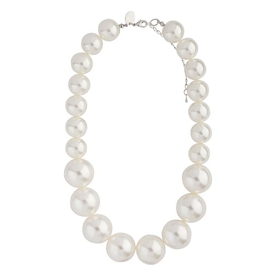 Short Graduating Single Strand Pearl Necklace