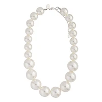 Short Graduating Single Strand Pearl Necklace