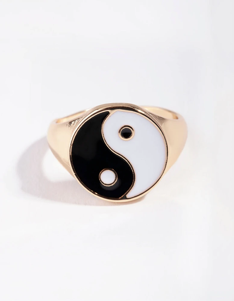 Gold Yin Yang Signet Ring