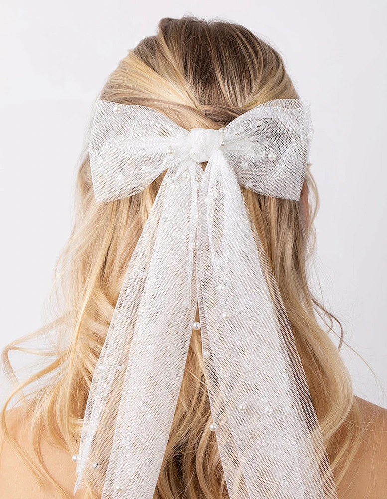 Pearl Detail Mesh Bow Clip