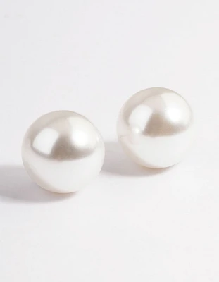 Plastic Giant Pearl Stud Earrings
