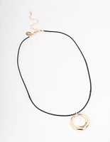 Gold Cord Metal Circle Short Necklace