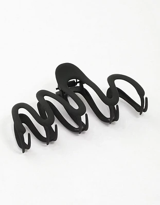 Black Bold Wavy Hair Claw Clip