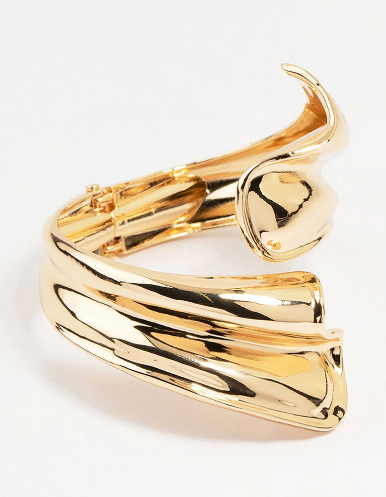 Gold Ribbed Wave Wrap Wrist Cuff