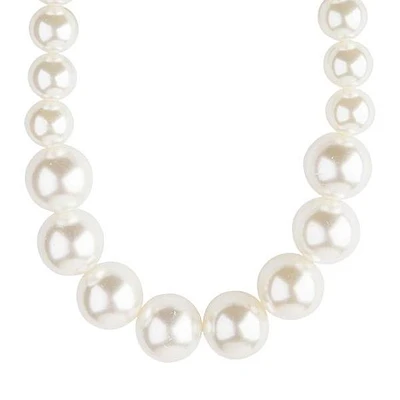 Short Graduating Single Strand Pearl Necklace