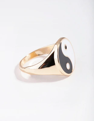 Gold Yin Yang Signet Ring