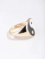 Gold Yin Yang Signet Ring
