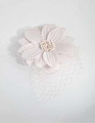 Mesh Detail Blush Flower Clip