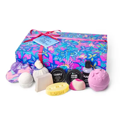 LUSH Fresh Handmade Cosmetics Relax More Gift 1165g | Cruelty-Free & Fresh  Ingredients | Lush Cosmetics | Square One