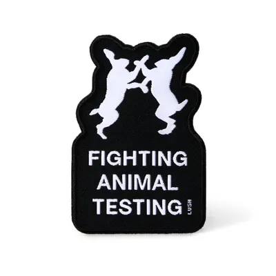 Écusson thermocollant - Combattons les tests sur les animaux 10cm x 6.5cm | Ingrédient Frais & Sans Cruauté | Lush Cosmétiques