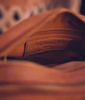 Sac à bandoulière en cuir effet python camel Fever