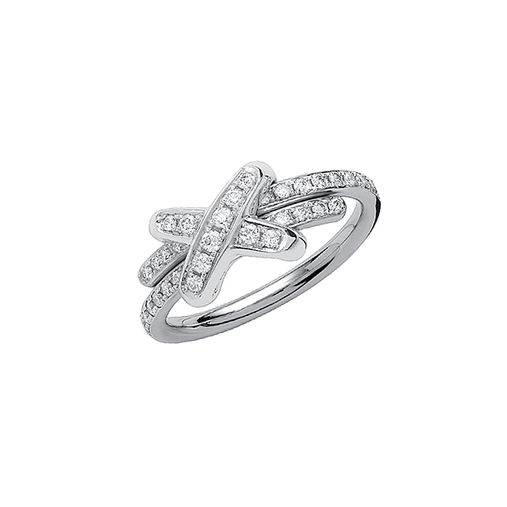 Jeux de Liens White Gold Diamond Pavé Ring