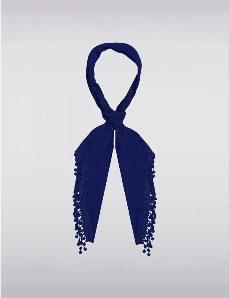 Manteaux | La maison du manteau au Québec Foulard Triangulaire Luxueux et Doux avec Franges en Dentelle par Saki