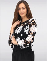 Haut Crochet Fleuri par Gabby Isabella