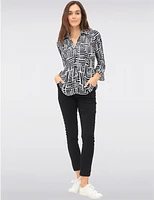 Manteaux | La maison du manteau au Québec Blouse Chic à Imprimé N/B Plissée Boutonnée Manches Évasées par Ninety