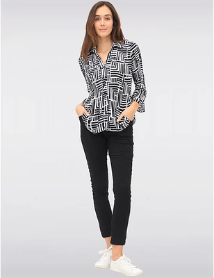 Manteaux | La maison du manteau au Québec Blouse Chic à Imprimé N/B Plissée Boutonnée Manches Évasées par Ninety