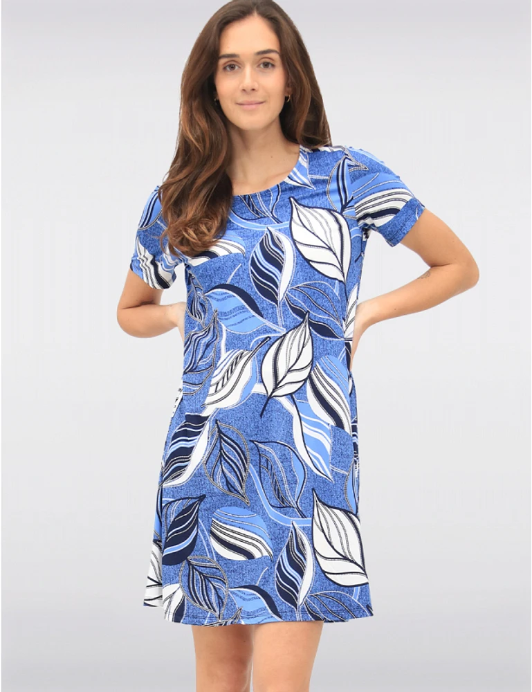 Manteaux | La maison du manteau au Québec Robe Évasée Fluide à Imprimé Feuilles Manche Courte & Col Rond par Amani Couture