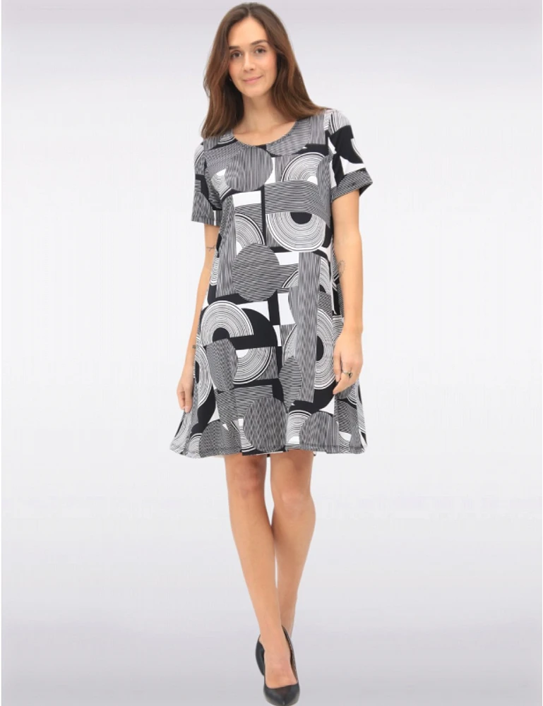 Robe B&W par Amani Couture
