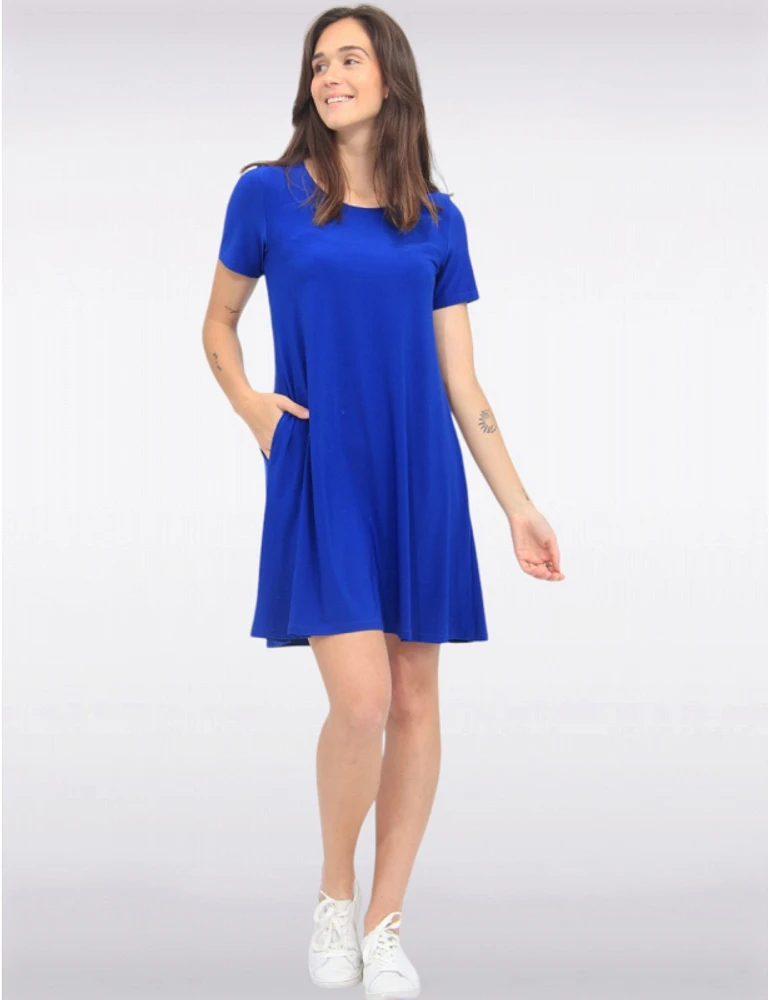 Robe A-line Classique par Amani Couture