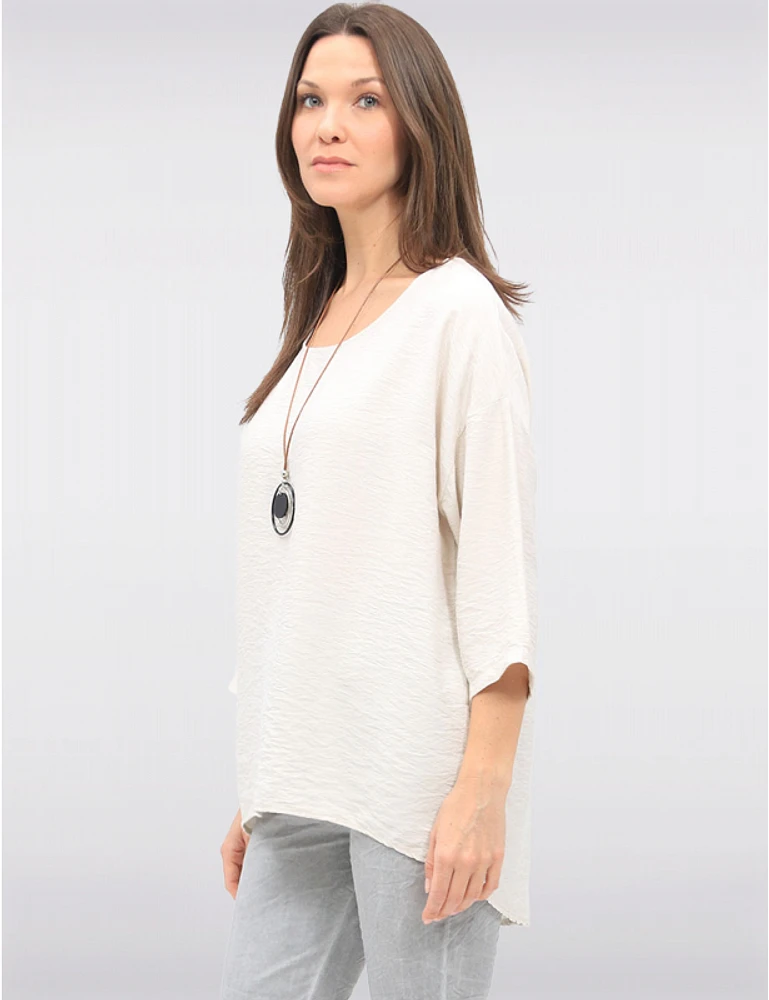 Manteaux | La maison du manteau au Québec Haut Fluide à Ourlet Asymétrique Manches 3/4 Col Rond et Collier par Froccella