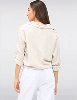 Manteaux | La maison du manteau au Québec Chemise Froissée Légère à Nouer, Ornée de Clous Argentés par Froccella