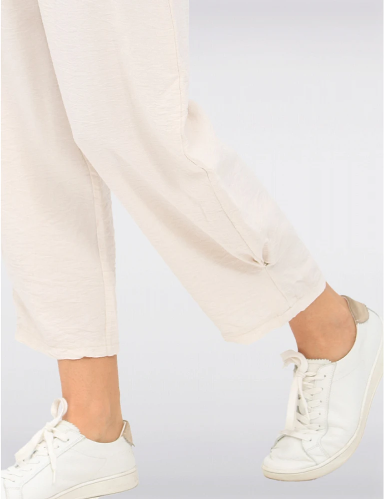 Manteaux | La maison du manteau au Québec Pantalon Léger Taille Élastique Avec Appliqué de Fleurs par Froccella