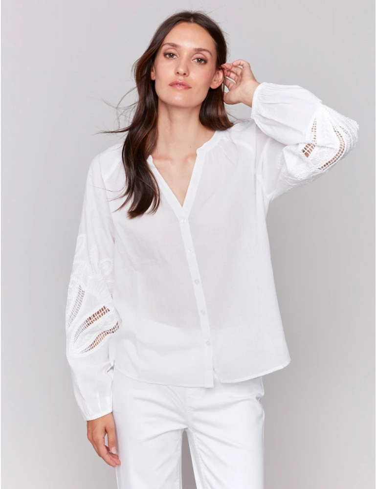 Manteaux | La maison du manteau au Québec Blouse Blanche Boutonnée en Coton à Manches Ballon Longues Brodées Par Charlie B