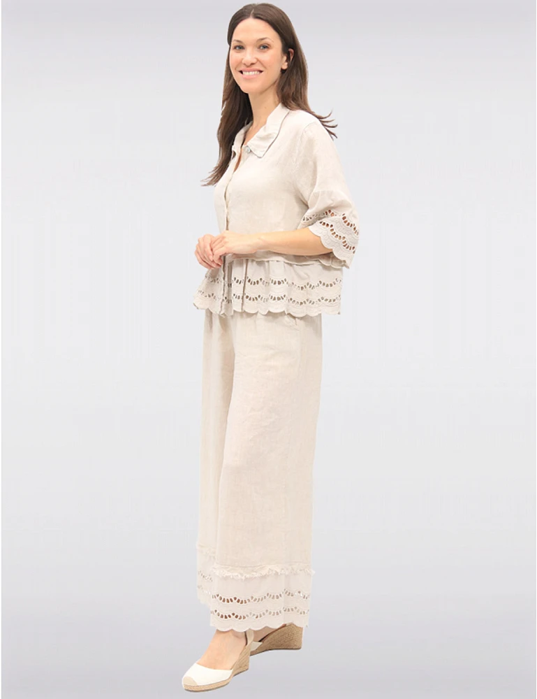 Manteaux | La maison du manteau au Québec Chemise Chic en Lin Boutonnée avec Bordures Broderie Anglaise par Froccella