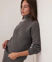 Isla Knit Turtleneck