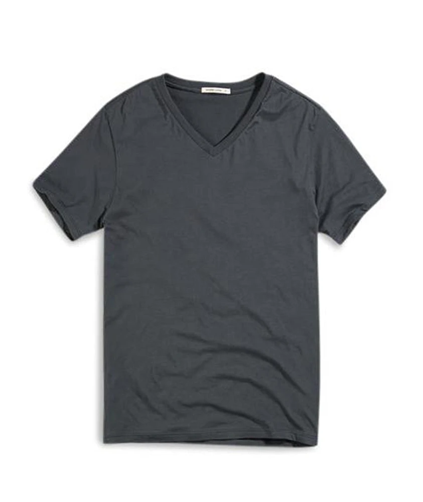 Signature V-Neck Asphalt