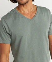 Signature V-Neck Agave Green