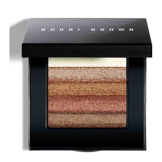 Poudre de couleurs nacrées pour un éclat intense et bronz