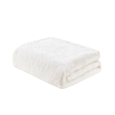 Gracie Mills Cecile Solid Premium Faux Fur Throw Blanket