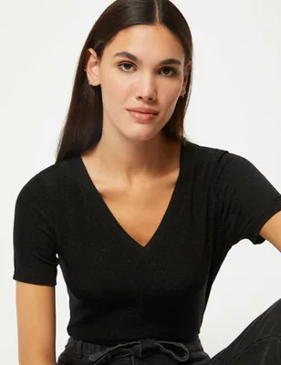 T-shirt manches courtes avec col en V noir femme
