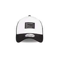 Gorra New Era Foundation Essentials 9FORTY Strapback Frente Blanco