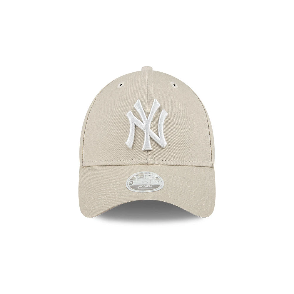 New York Yankees Women's League Essentials 9FORTY Strapback para Mujer