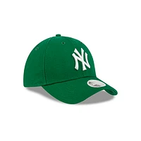 New York Yankees Women's League Essential  9FORTY Strapback para Mujer