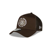 New Era Circle 9FORTY AF Trucker Snapback Café