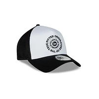 New Era Circle 9FORTY AF Trucker Snapback Blanca